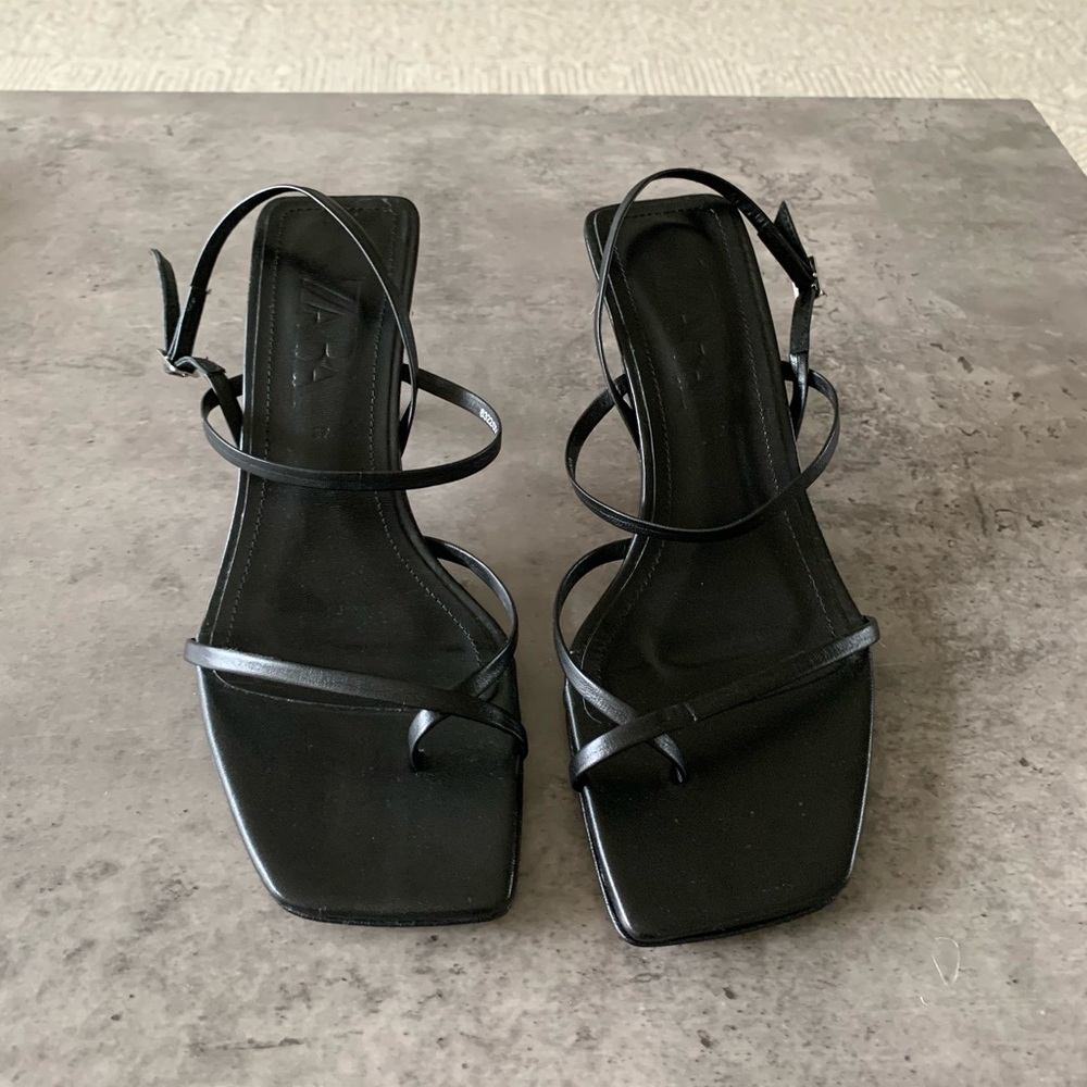 Zara heels NWOT